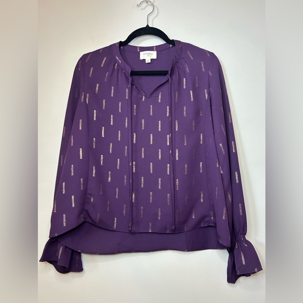 EVERLY Plum and Gold Abstract Long Sleeve Blouse Size S - Picture 4 of 9